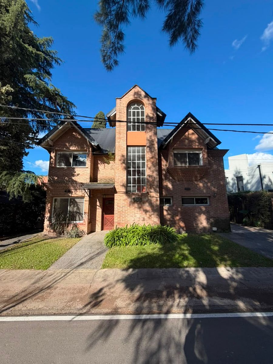 Casa de 5 ambientes en CC Las Lajas, General Rodríguez