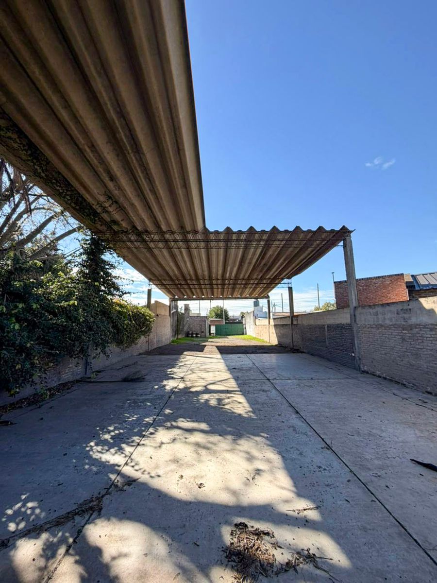 Galpón semicubierto en venta General Rodriguez