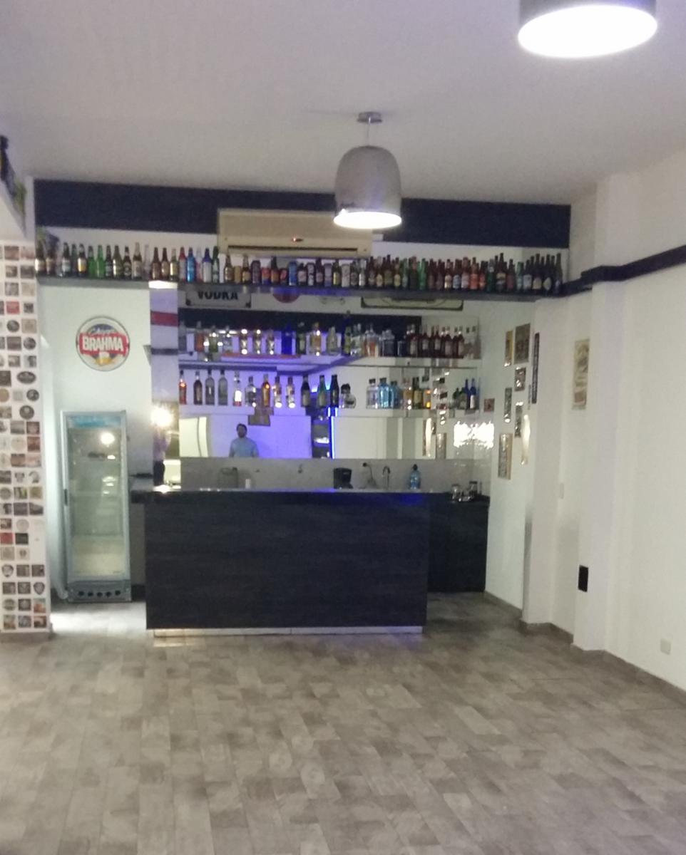 CASA EN VENTA EN MATADEROS 4 AMBIENTES PLAYROOM QUINCHO GARAGE 2 AUTOS