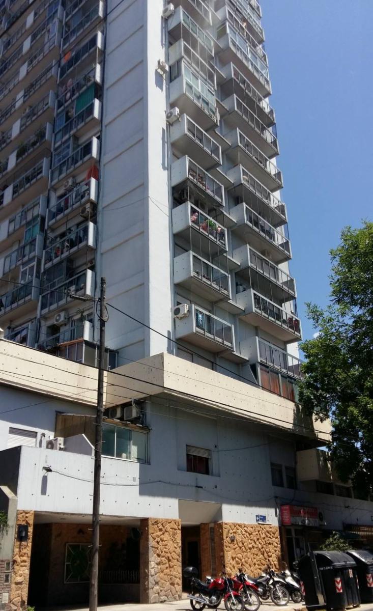 DEPARTAMENTO EN VENTA EN VILLA DEL PARQUE 2 AMBIENTES CONTRA FRENTE EXCELENTE VISTA A LA CIUDAD