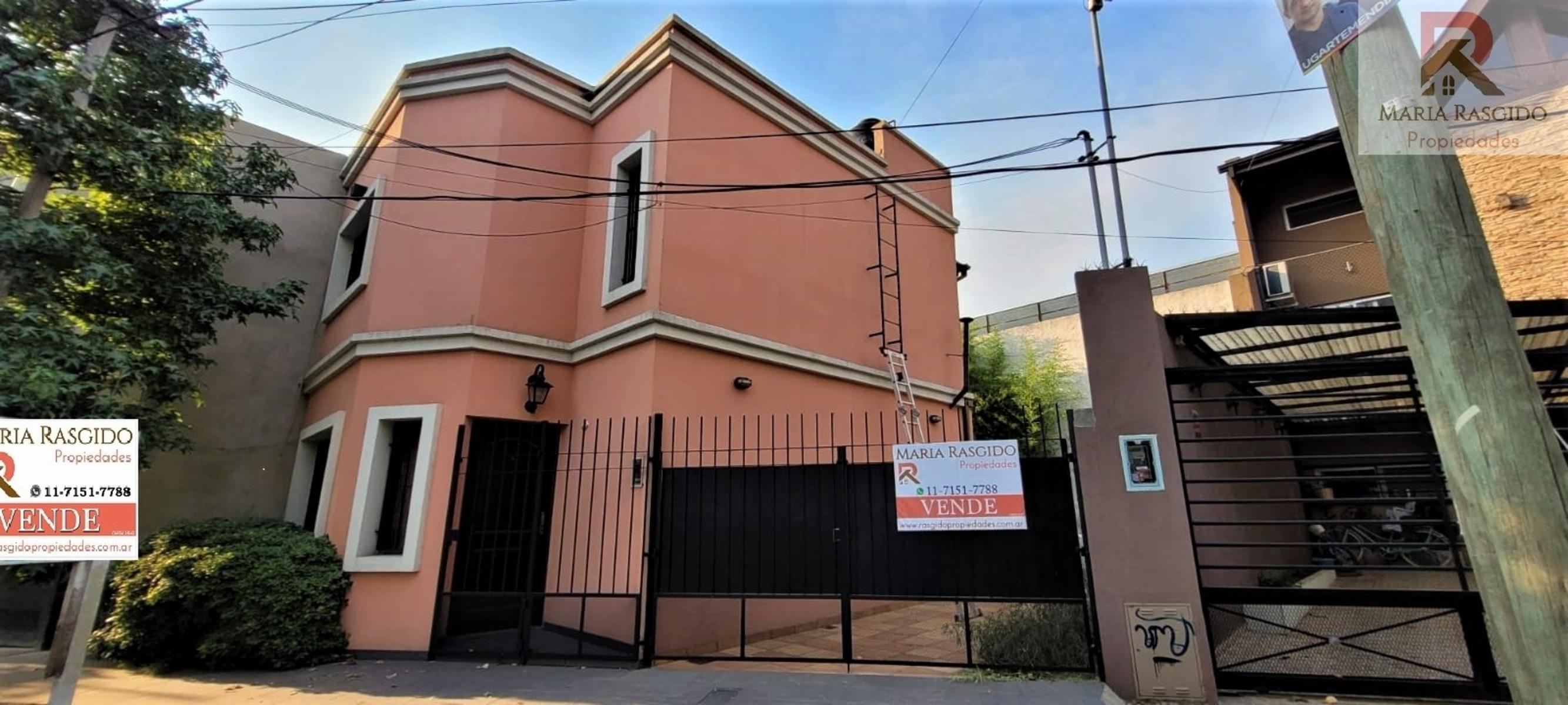 Excelente Casa Americana en venta  3 ambientes Cerca Centro Castelar