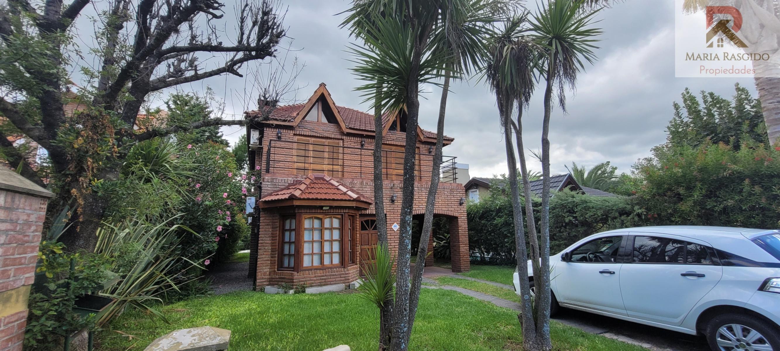 Alquiler Anual Casa con pileta Country Banco Provincia Francisco Álvarez  Moreno 4 ambientes