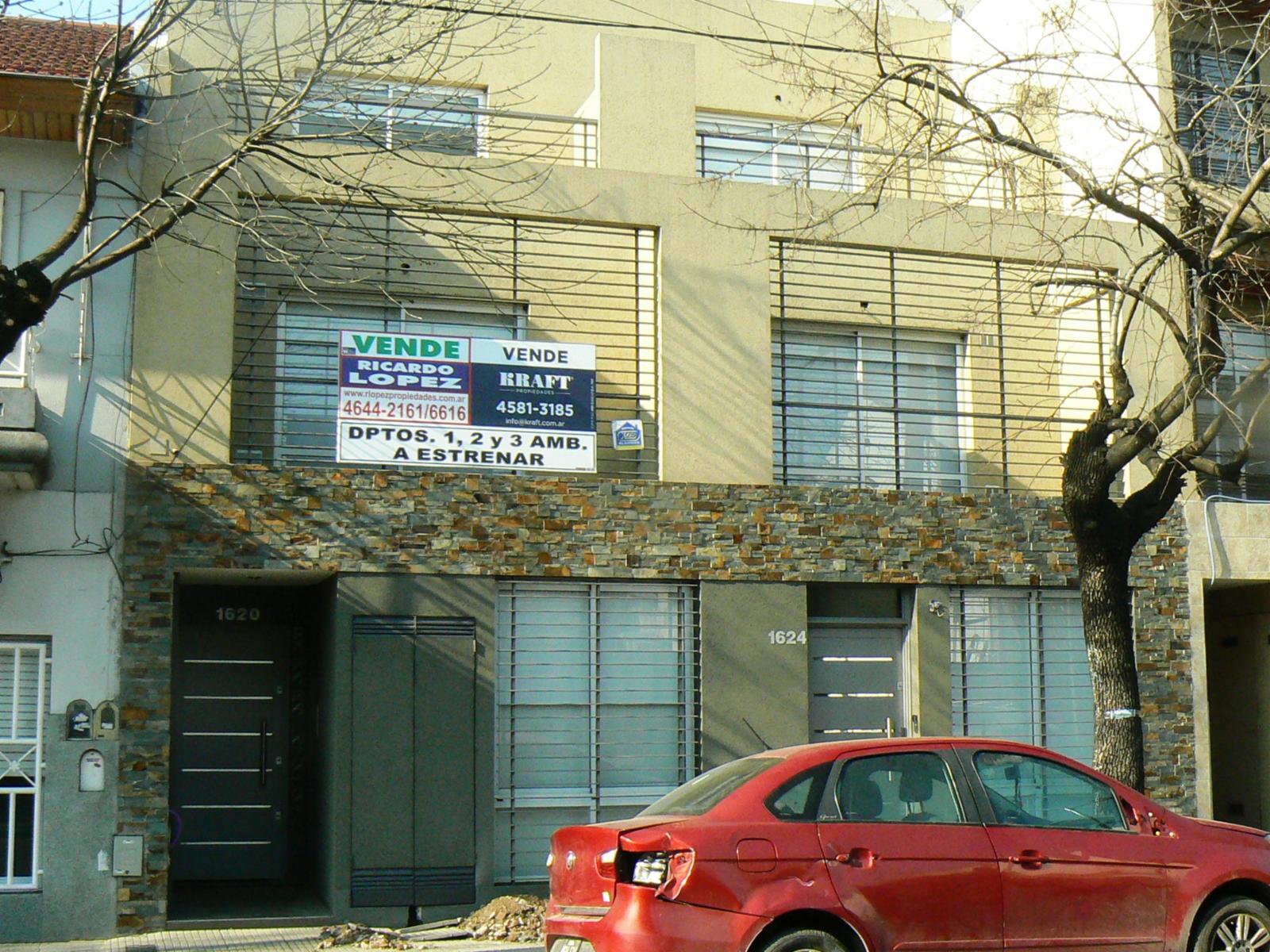 Departamento de 3 ambientes al contra frente con jardin a estrenar Mataderos dpto 3