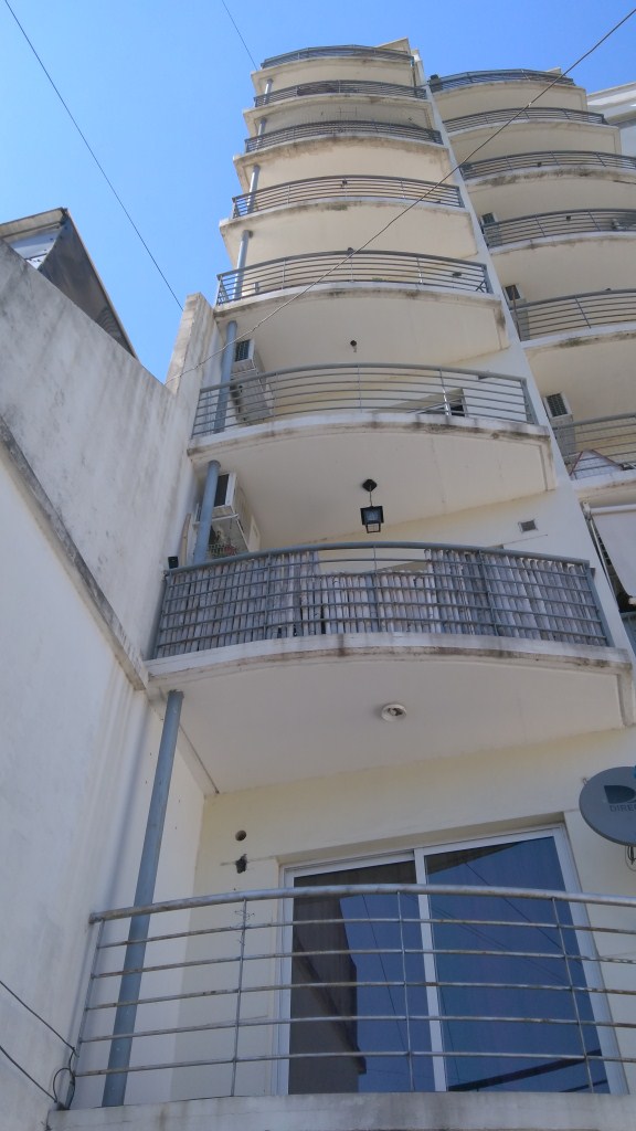 Departamento monoambiente- Edificio Altos Charlone